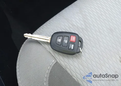 2019 Toyota Corolla L/Le/Xle/Se/Xse z USA, uszkodzony, nr VIN 2T1BURHE0KC143847